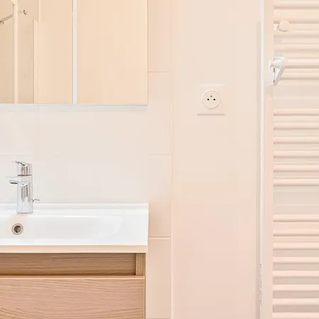 Magnifique Tram Parking 4pers Apartamento *